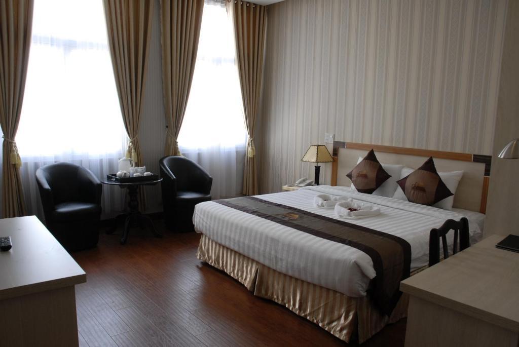 Mountain Town Hotel Da Lat Zewnętrze zdjęcie