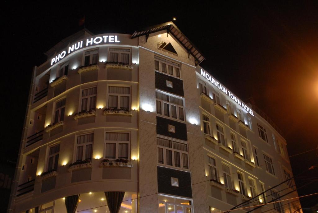 Mountain Town Hotel Da Lat Zewnętrze zdjęcie