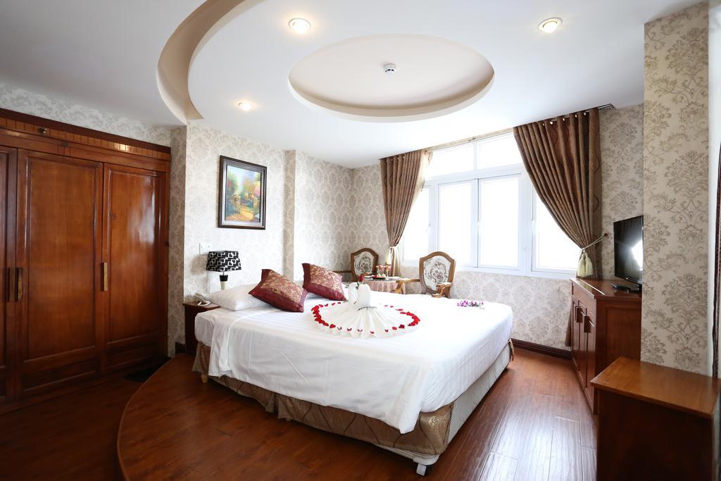 Mountain Town Hotel Da Lat Zewnętrze zdjęcie