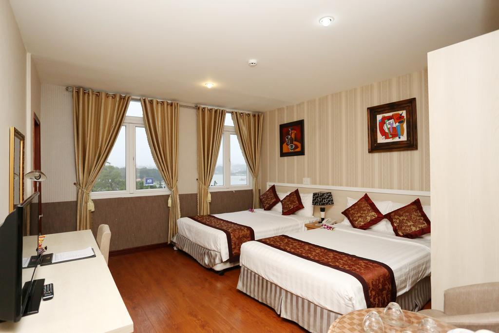 Mountain Town Hotel Da Lat Zewnętrze zdjęcie