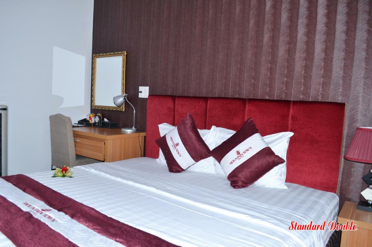 Mountain Town Hotel Da Lat Zewnętrze zdjęcie