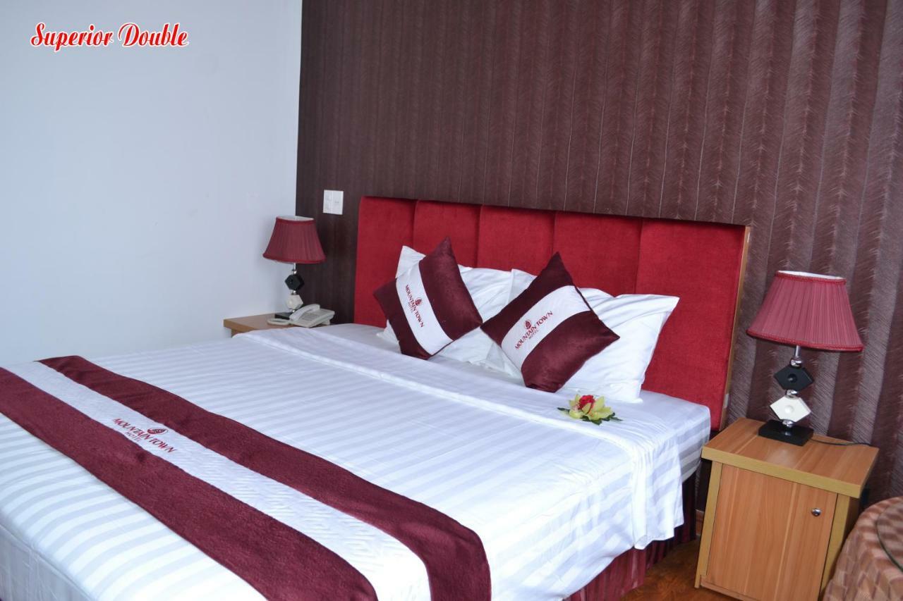 Mountain Town Hotel Da Lat Zewnętrze zdjęcie